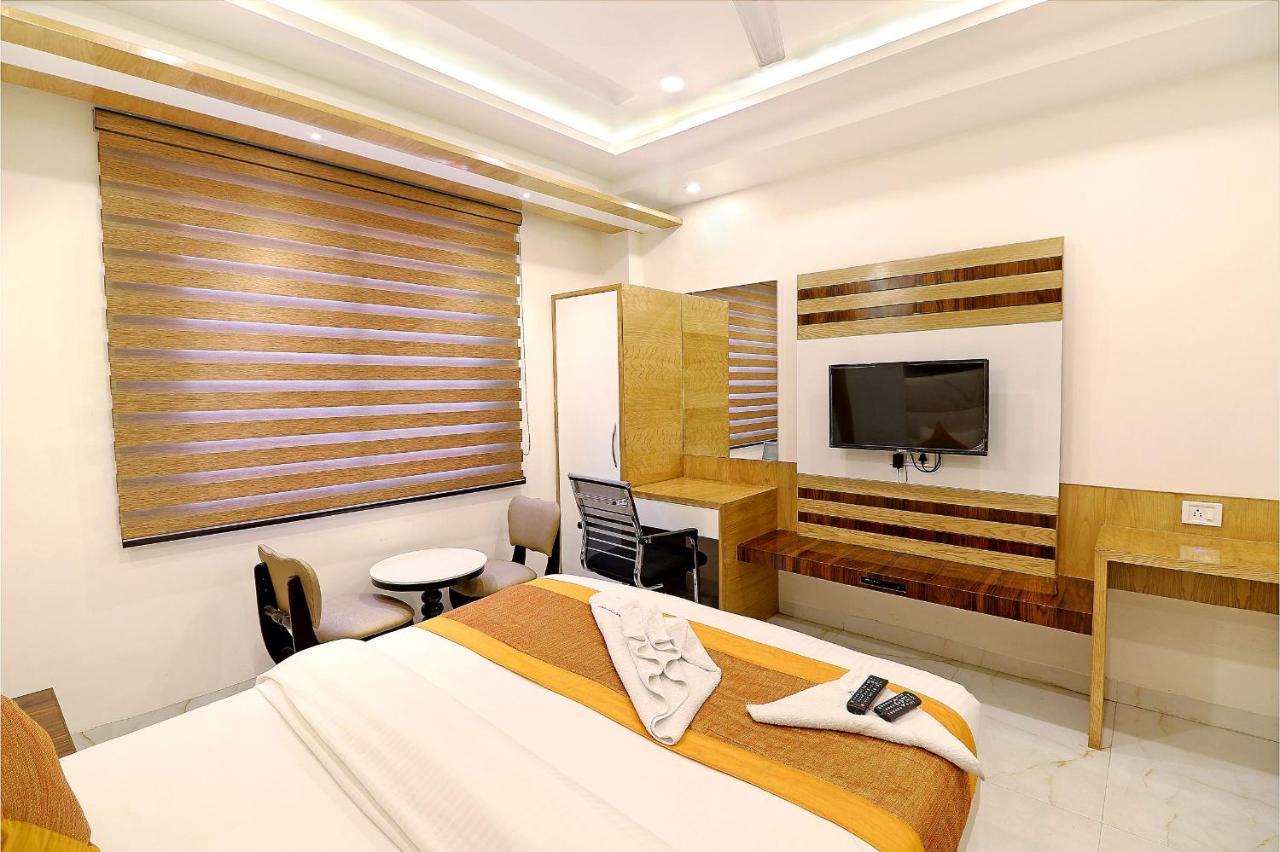 Hotel York Legacy -3 Minutes Walk From New Delhi Railway Station 'The 5 Star Ambience' Newly Built المظهر الخارجي الصورة